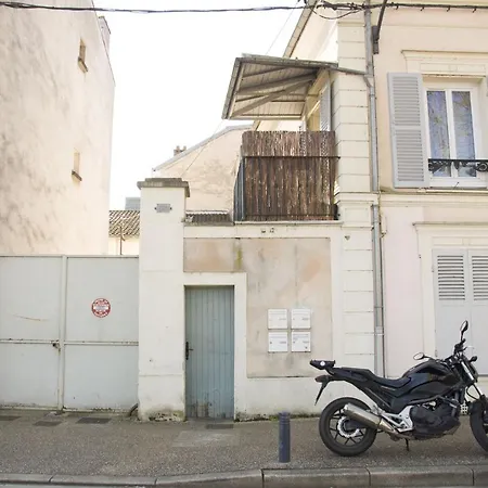 Apartment Magnolia-6 Min De La Gare - Baignoire Balneo- Wifi Gratuit Melun